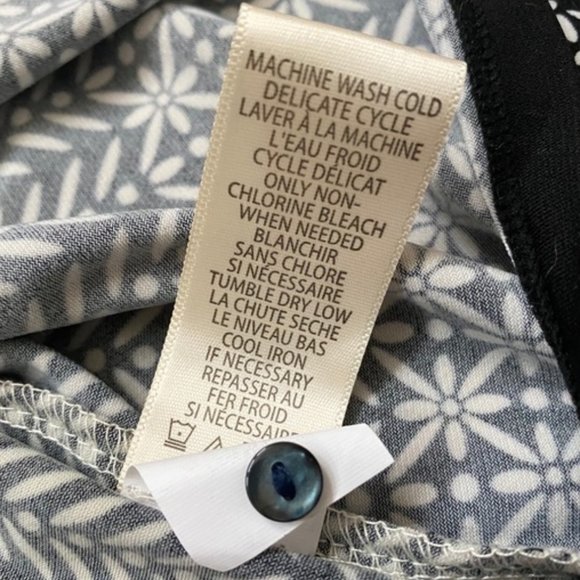 Max Studio Size XS Sleeveless Black Patterned Dress - Picture 8 of 8